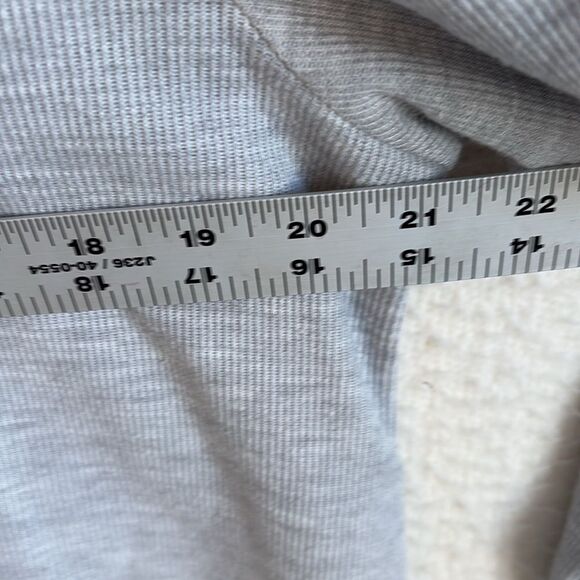 Speculation Rib Knit V Neck Sweater Womens Large Grey Heather - Picture 5 of 6